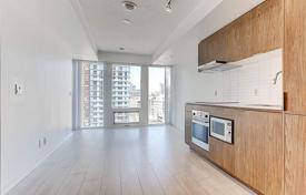 1 odalılar daire Shuter Street'da, Kanada. C$893,000