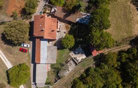 9 odalılar şehir içinde müstakil ev 480 m² Barban'da, Hırvatistan. 490,000 €