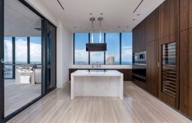 2 odalılar yeni binada daireler 190 m² Collins Avenue'de, Amerika Birleşik Devletleri. 3,687,000 €
