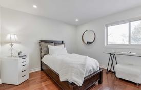 3 odalılar daire North York'da, Kanada. C$1,315,000