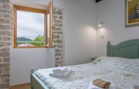 5 odalılar şehir içinde müstakil ev 115 m² Motovun'da, Hırvatistan. Price on request