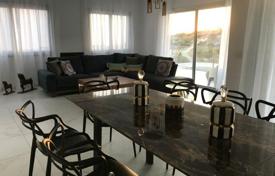 4 odalılar konak Baf'ta, Kıbrıs. 410,000 €