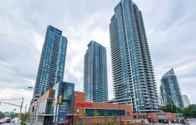 3 odalılar daire Lake Shore Boulevard West'da, Kanada. C$812,000