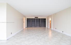 Kondominyum – Hallandale Beach, Florida, Amerika Birleşik Devletleri. $323,000