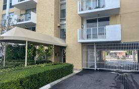 2 odalılar kondominyumda daireler 89 m² North Miami'de, Amerika Birleşik Devletleri. $335,000