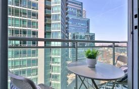 5 odalılar daire Front Street West'da, Kanada. C$764,000