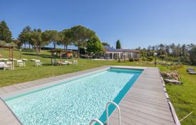 25 odalılar köşk 746 m² Greve in Chianti'de, İtalya. 2,780,000 €