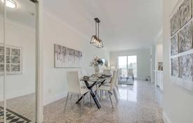 5 odalılar daire North York'da, Kanada. C$1,184,000