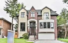 5 odalılar şehir içinde müstakil ev North York'da, Kanada. C$2,270,000