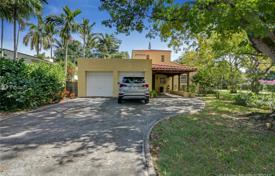 Yazlık ev – Miami sahili, Florida, Amerika Birleşik Devletleri. $1,500,000