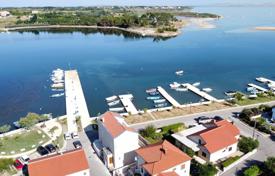 5 odalılar şehir içinde müstakil ev 167 m² Nin'da, Hırvatistan. 1,490,000 €