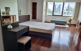 3 odalılar kondominyumda daireler Watthana'da, Tayland. $438,000