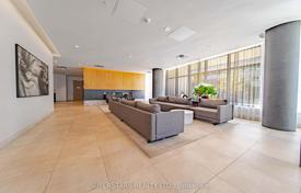 5 odalılar daire North York'da, Kanada. C$804,000