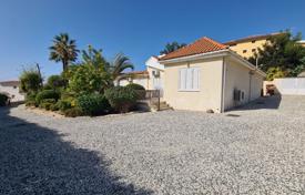 Yazlık ev – Chloraka, Baf, Kıbrıs. 550,000 €