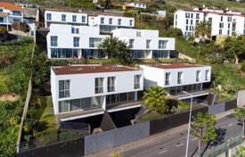3 odalılar villa 556 m² Funchal'da, Portekiz. 1,295,000 €