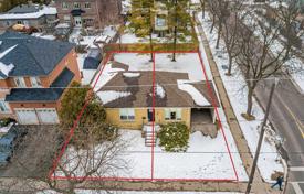 5 odalılar şehir içinde müstakil ev North York'da, Kanada. C$2,500,000