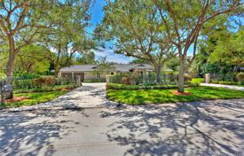 Villa – Pinecrest, Florida, Amerika Birleşik Devletleri. 2,268,000 €