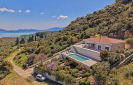 3 odalılar villa 129 m² Administration of the Peloponnese, Western Greece and the Ionian Islands'da, Yunanistan. 580,000 €