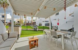 2 odalılar konak 66 m² Golf del Sur'da, İspanya. 335,000 €