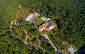 7 odalılar daire 352 m² Montecatini Val di Cecina'da, İtalya. 2,200,000 €