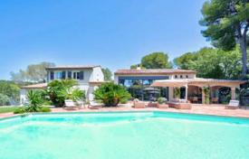 8 odalılar villa 430 m² Mougins'de, Fransa. 3,290,000 €