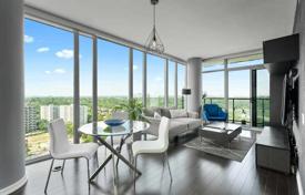 2 odalılar daire The Queensway'da, Kanada. C$777,000