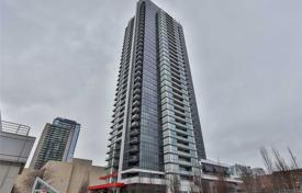 1 odalılar daire North York'da, Kanada. C$731,000