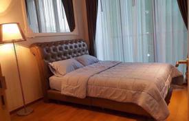 2 odalılar kondominyumda daireler Khlong Toei'de, Tayland. $345,000