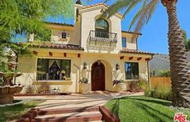 Villa – Los Angeles, Kaliforniya, Amerika Birleşik Devletleri. $2,999,000