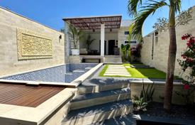 Villa – Jimbaran, Bali, Endonezya. $280,000
