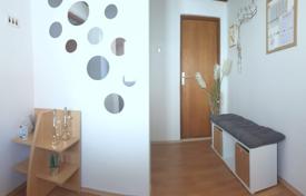7 odalılar şehir içinde müstakil ev 270 m² Primorje-Gorski Kotar County'da, Hırvatistan. 410,000 €