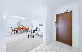 7 odalılar daire North York'da, Kanada. C$782,000