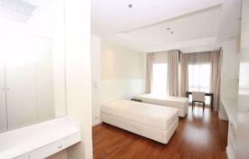 4 odalılar daire Pathum Wan'da, Tayland. $7,700 haftalık