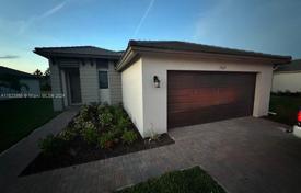 Şehir içinde müstakil ev – Corkscrew, Collier County, Florida,  Amerika Birleşik Devletleri. $549,000