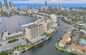 3 odalılar kondominyumda daireler 200 m² Hallandale Beach'da, Amerika Birleşik Devletleri. $649,000