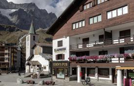 3 odalılar daire Breuil-Cervinia'da, İtalya. 1,750,000 €