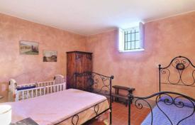 6 odalılar villa 392 m² Santa Luce'de, İtalya. 780,000 €