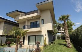 4 odalılar villa 290 m² Beylikdüzü'de, Türkiye. 83,015,000 TRY