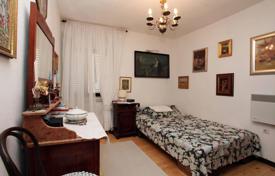 7 odalılar şehir içinde müstakil ev 176 m² Pag'da, Hırvatistan. 366,000 €