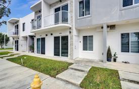 Şehir içinde müstakil ev – Homestead, Florida, Amerika Birleşik Devletleri. $410,000