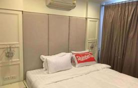 1 odalılar kondominyumda daireler Watthana'da, Tayland. $121,000