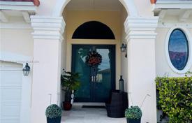 Şehir içinde müstakil ev – Cutler Bay, Miami, Florida,  Amerika Birleşik Devletleri. $900,000
