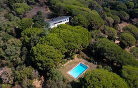 5 odalılar şehir içinde müstakil ev 447 m² Sant Andreu de Llavaneres'da, İspanya. 1,500,000 €