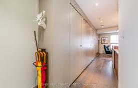 3 odalılar daire Charles Street East'da, Kanada. C$651,000