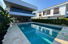 5 odalılar villa 210 m² Camyuva'da, Türkiye. 49,975,000 TRY