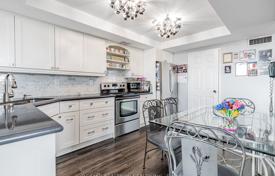 7 odalılar daire North York'da, Kanada. C$1,067,000
