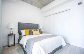 4 odalılar daire Queen Street East'da, Kanada. C$872,000
