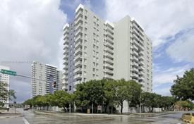 1 odalılar çatı dairesi 64 m² Miami'de, Amerika Birleşik Devletleri. $358,000
