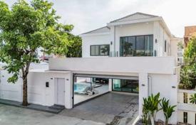 6 odalılar villa 220 m² Pattaya'da, Tayland. $683,000