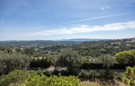 8 odalılar villa Chateauneuf-Grasse'de, Fransa. 1,100,000 €